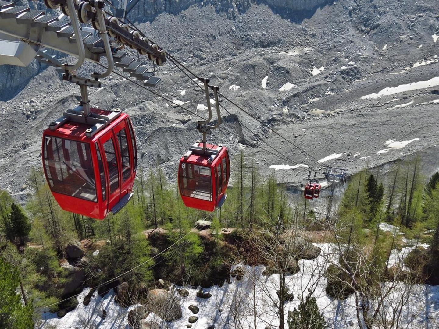 Apartment Au Bon Coin - Luxury Chamonix Hidden Haven, Mont Blanc View, Hot Tub And Garden Exteriör bild