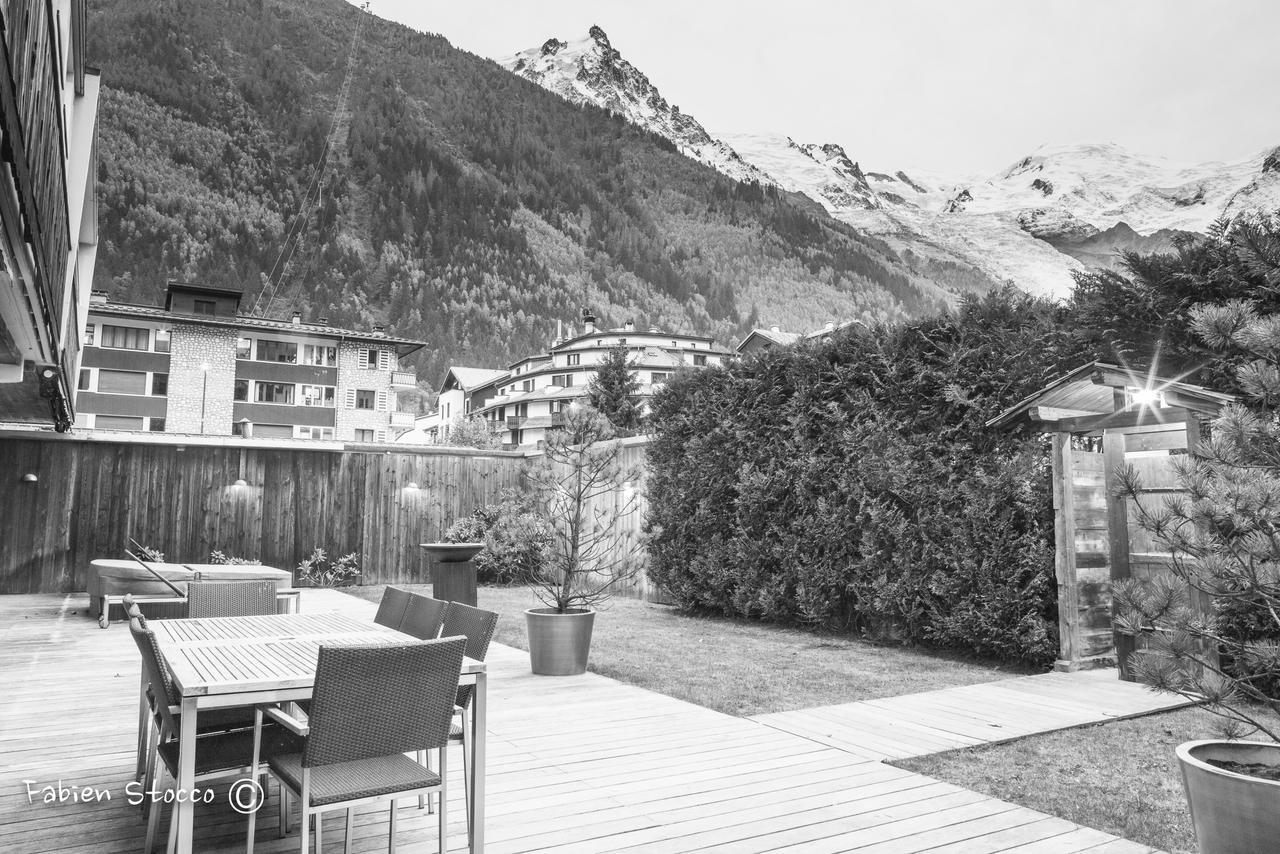 Apartment Au Bon Coin - Luxury Chamonix Hidden Haven, Mont Blanc View, Hot Tub And Garden Rum bild